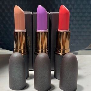 MAC LIPSTICK BAO BAO WAN  COLLECTION